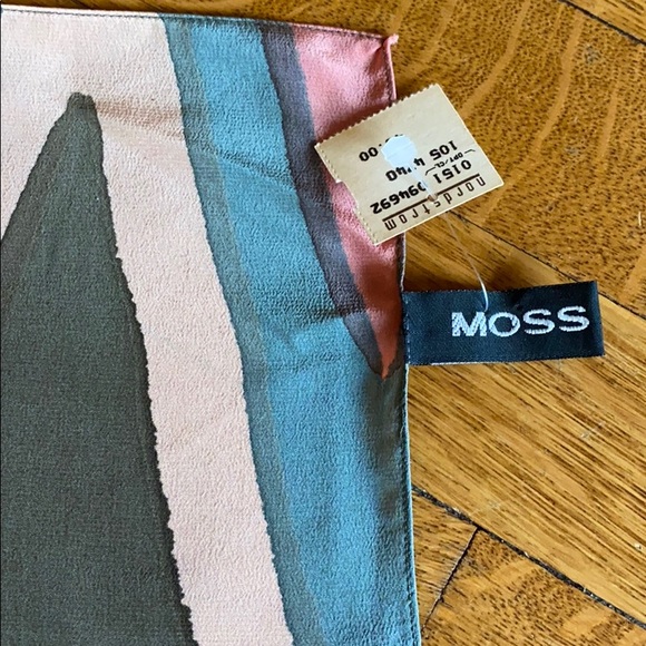 NWT Moss Silk Scarf - Picture 5 of 7